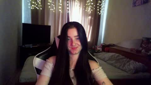 Kris online show from November 2025 07:43:01 AM