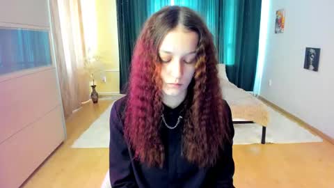 krisdoeill online show from April 2026 02:36:01 AM