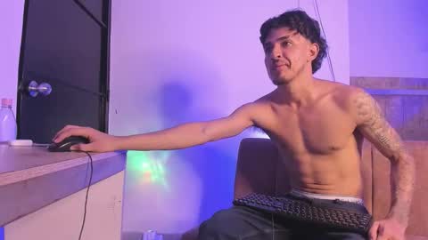 Kriss online show from October 2025 06:18:01 PM