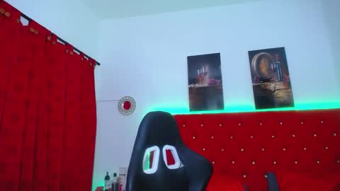 kriss_sweetboobs online show from January 2025 12:13:01 PM