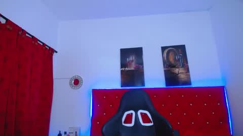 kriss_sweetboobs online show from January 2025 03:15:01 PM