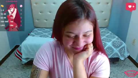 krissone online show from February 2025 05:07:01 PM