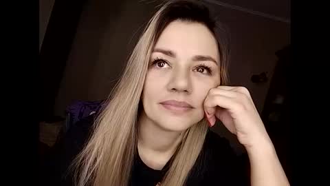 Snapshot of krisssexi chatting on January 2025 05:05:01 AM KrissSexi online show from January 2025 05:05:01 AM