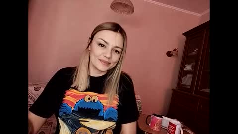 Snapshot of krisssexi chatting on February 2025 09:09:02 AM KrissSexi online show from February 2025 09:09:02 AM