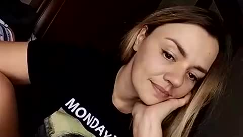 Snapshot of krisssexi chatting on September 2025 05:59:02 PM KrissSexi online show from September 2025 05:59:02 PM