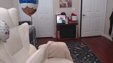 Krissy online show from June 2026 01:26:02 PM