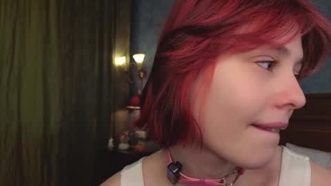 Sarah online show from November 2025 01:19:01 AM