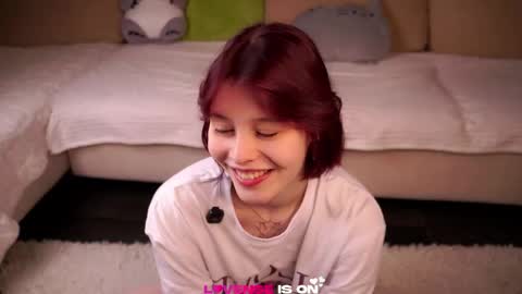 Snapshot of krissyhei chatting on May 2026 01:12:02 AM Sarah online show from May 2026 01:12:02 AM