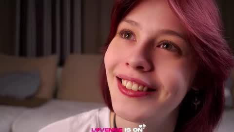 Snapshot of krissyhei chatting on June 2026 01:08:02 AM Sarah online show from June 2026 01:08:02 AM