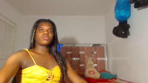 kristal_cox2 online show from February 2025 10:21:01 AM