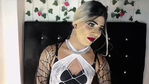 kristal_queen01 online show from March 2026 07:45:02 AM