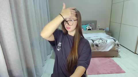 twitter    Annemarye 23 online show from October 2025 04:45:02 AM