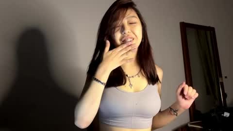 Kristen online show from April 2026 02:18:02 PM