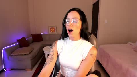 Sophia online show from May 2026 08:27:01 PM