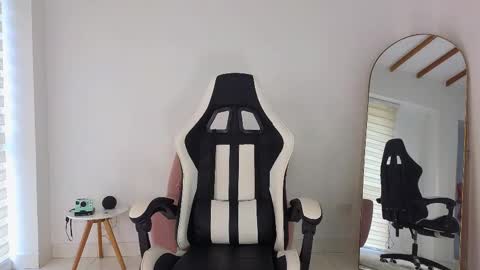 Kris online show from September 2025 06:19:02 PM