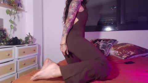 Kristen Wylde -  online show from March 2025 06:39:02 PM