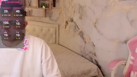 Kristiana and Antony online show from October 2025 10:29:01 PM