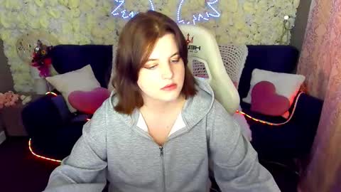 kristifoxy online show from March 2026 06:07:01 AM