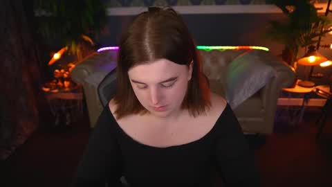 Snapshot of kristifoxy chatting on May 2026 12:20:01 PM kristifoxy online show from May 2026 12:20:01 PM