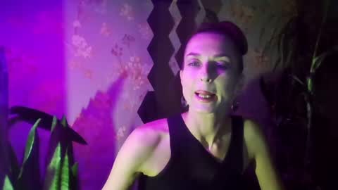 Snapshot of kristinagold44 chatting on January 2025 07:13:02 PM Kristina online show from January 2025 07:13:02 PM