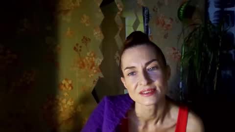 Snapshot of kristinagold44 chatting on February 2025 01:51:02 PM Kristina online show from February 2025 01:51:02 PM