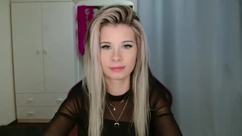 KristineAmore online show from October 2025 07:25:01 PM