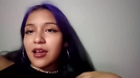 Snapshot of kristy777_ chatting on February 2025 05:50:02 AM MissCow online show from February 2025 05:50:02 AM