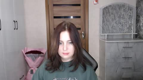 Kristy online show from November 2025 09:59:01 PM