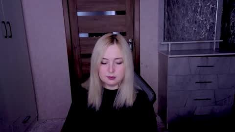 Kristy online show from April 2026 07:26:02 PM