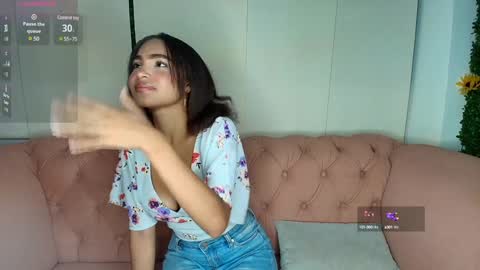 Cristina online show from January 2025 07:35:01 PM