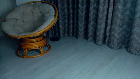 Misty online show from April 2026 09:06:02 PM