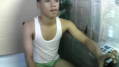 kritthanarkorn online show from November 2025 06:12:01 AM