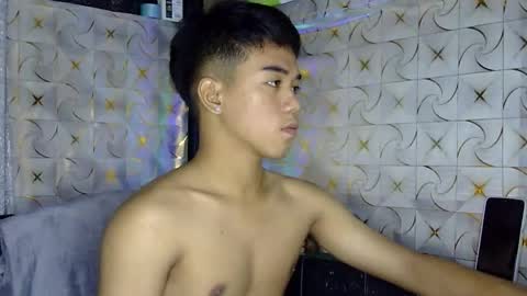 kritthanarkorn online show from March 2026 10:39:01 PM