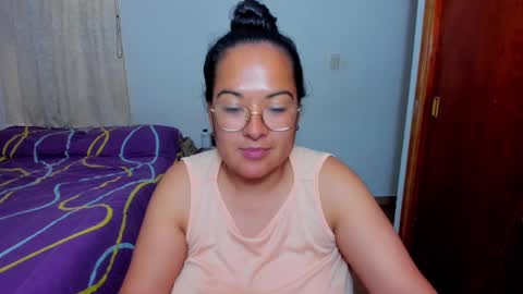 Snapshot of kroline_20 chatting on December 2024 09:37:01 PM Kroline online show from December 2024 09:37:01 PM
