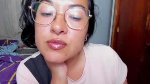 Snapshot of kroline_20 chatting on December 2024 07:46:02 PM Kroline online show from December 2024 07:46:02 PM