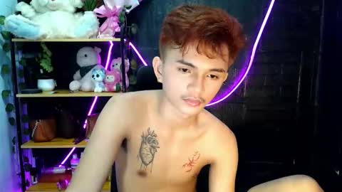 Snapshot of krunoxx chatting on June 2026 05:11:01 AM clarence online show from June 2026 05:11:01 AM