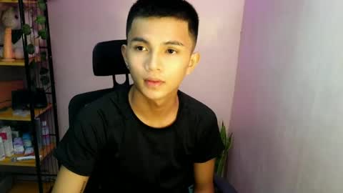 Snapshot of krunoxx chatting on July 2026 07:03:02 AM clarence online show from July 2026 07:03:02 AM