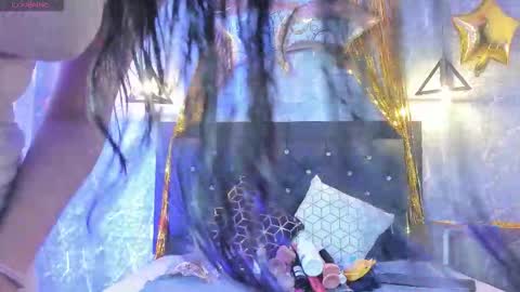 Kystal Taylor online show from October 2025 11:30:01 AM