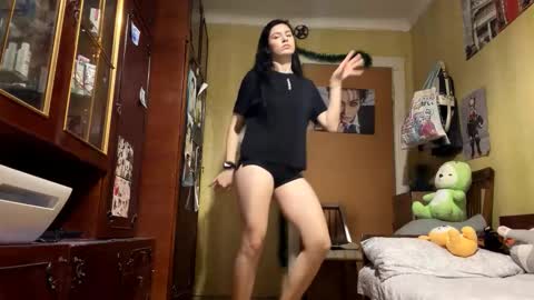 Snapshot of krystleprzygocki chatting on February 2026 08:35:01 PM Mira online show from February 2026 08:35:01 PM