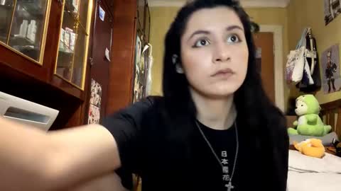 Snapshot of krystleprzygocki chatting on February 2026 08:26:01 PM Mira online show from February 2026 08:26:01 PM