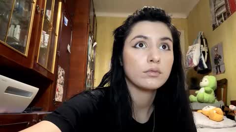 Snapshot of krystleprzygocki chatting on February 2026 08:27:01 PM Mira online show from February 2026 08:27:01 PM