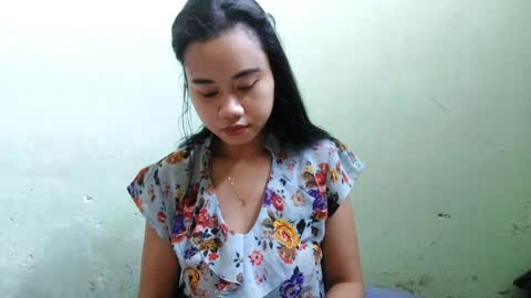 Layla online show from May 2026 08:09:01 AM