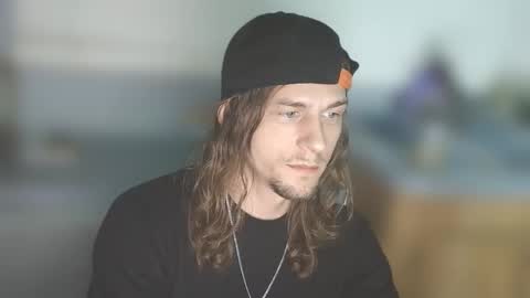 krytiar1992 online show from September 2025 05:00:02 AM