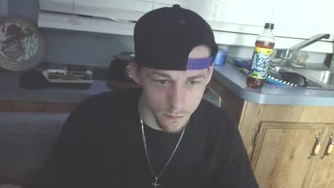 krytiar1992 online show from November 2025 11:16:02 PM