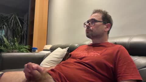 krzysztof1977 online show from May 2026 10:07:01 PM