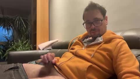 krzysztof1977 online show from May 2026 08:54:02 PM