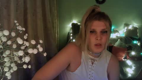 Snapshot of kudesnizza chatting on December 2024 02:00:01 PM Annika MTF ts post -op online show from December 2024 02:00:01 PM