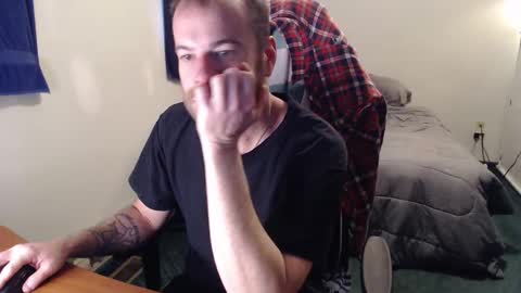 Snapshot of kuggy570 chatting on December 2024 03:06:02 PM Kuggy online show from December 2024 03:06:02 PM