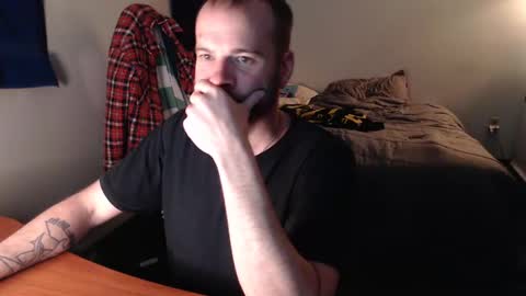 Snapshot of kuggy570 chatting on January 2025 11:47:01 PM Kuggy online show from January 2025 11:47:01 PM