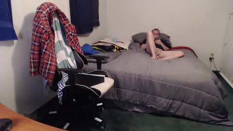 Snapshot of kuggy570 chatting on January 2025 01:00:01 AM Kuggy online show from January 2025 01:00:01 AM